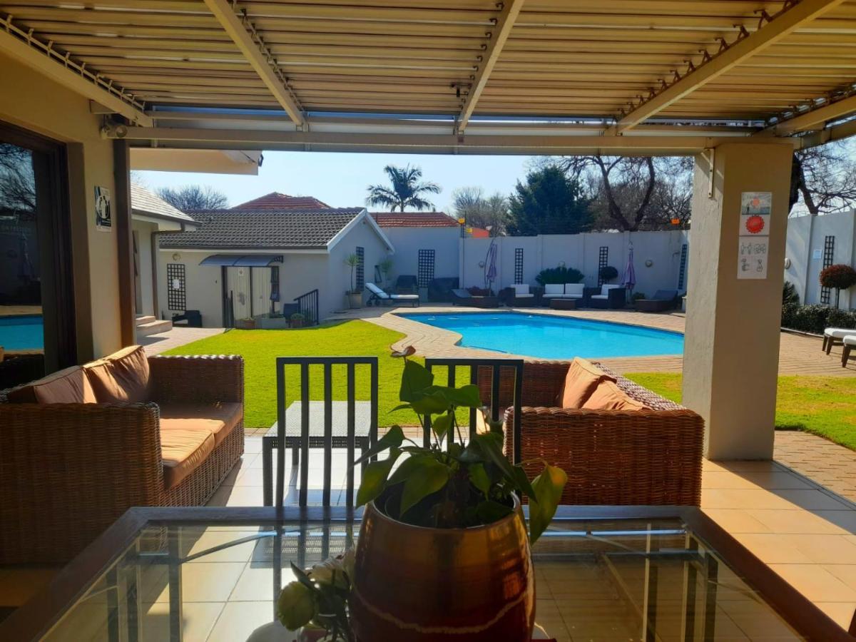 47 On Preston Guesthouse Johannesburg Ngoại thất bức ảnh