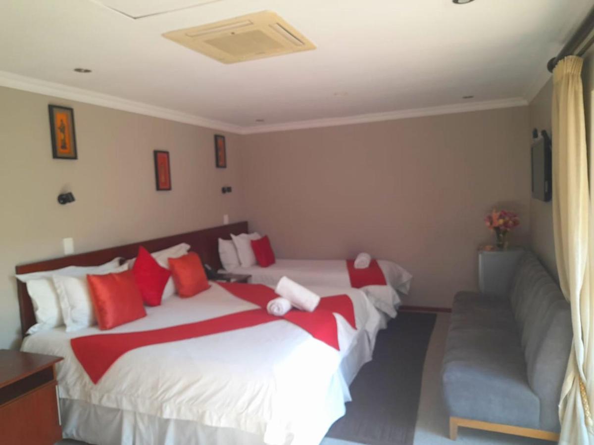 47 On Preston Guesthouse Johannesburg Ngoại thất bức ảnh