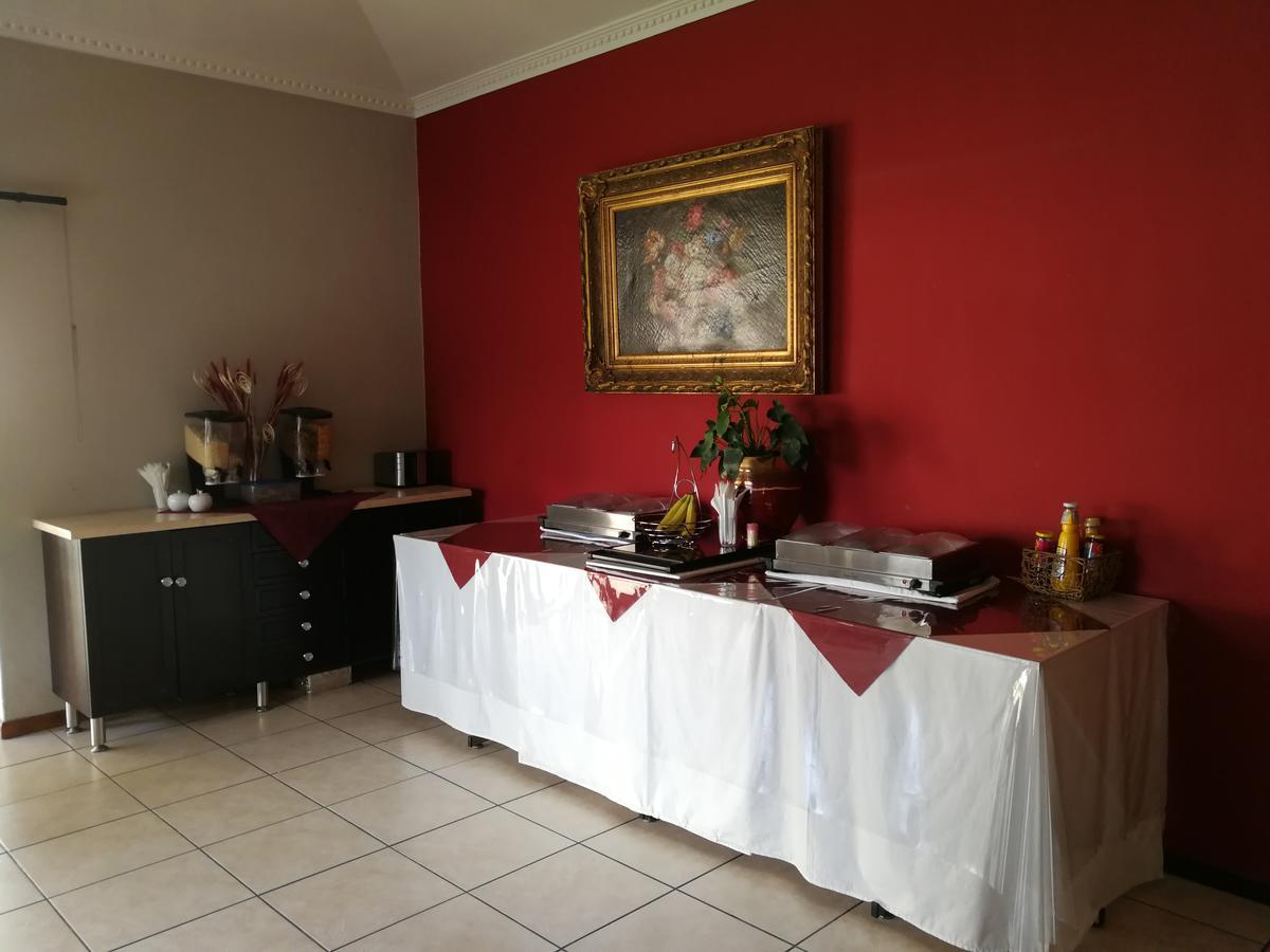 47 On Preston Guesthouse Johannesburg Ngoại thất bức ảnh