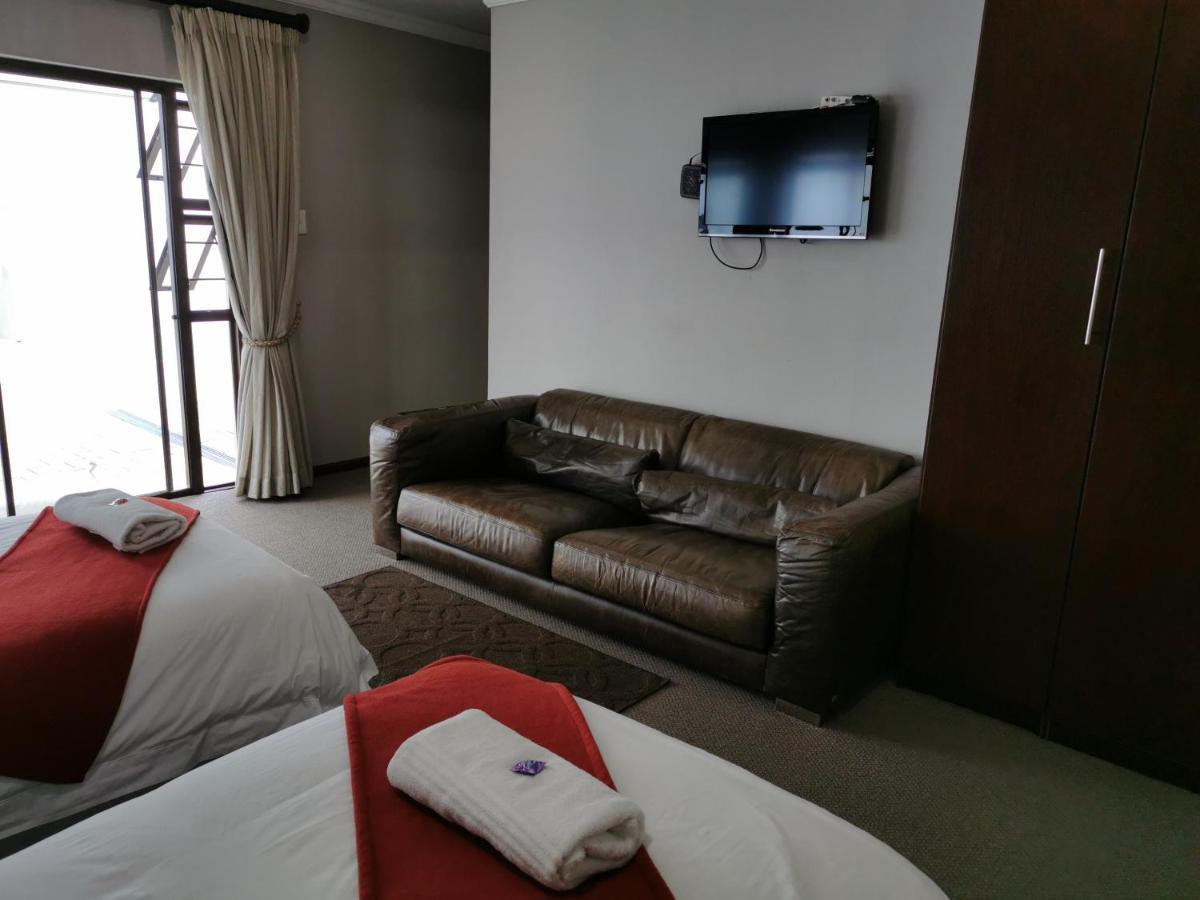 47 On Preston Guesthouse Johannesburg Ngoại thất bức ảnh