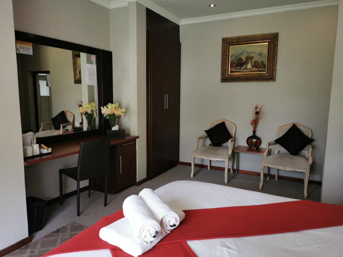 47 On Preston Guesthouse Johannesburg Ngoại thất bức ảnh