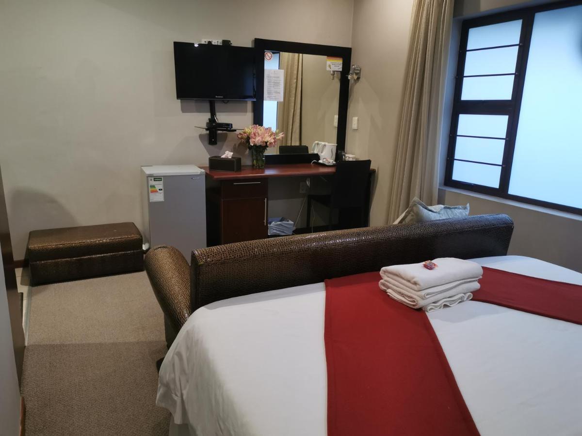 47 On Preston Guesthouse Johannesburg Ngoại thất bức ảnh